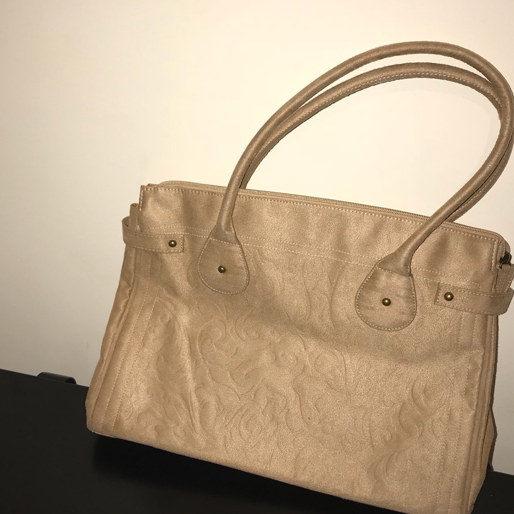 Jessica Simpson camel colored tote